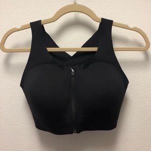 Lululemon Enlite bra front zip